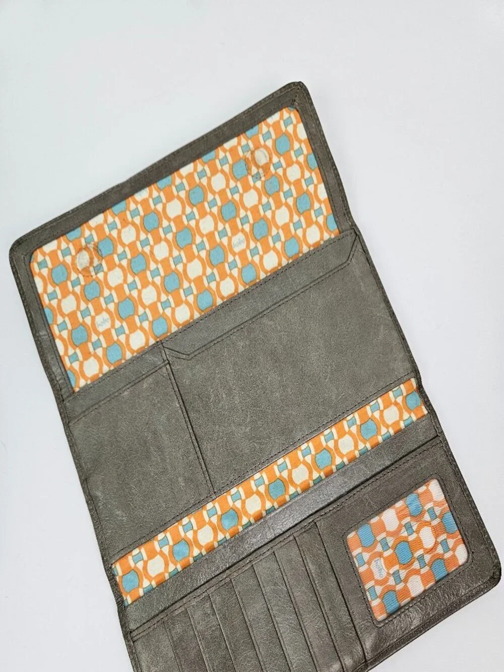 HOBO The Original Sadie Trifold Mushroom/Taupe Leather Wallet